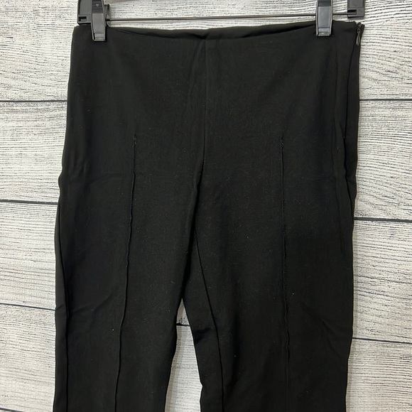 NWOT black Capri slacks - Picture 2 of 4
